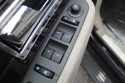 2016 Lincoln Navigator Select