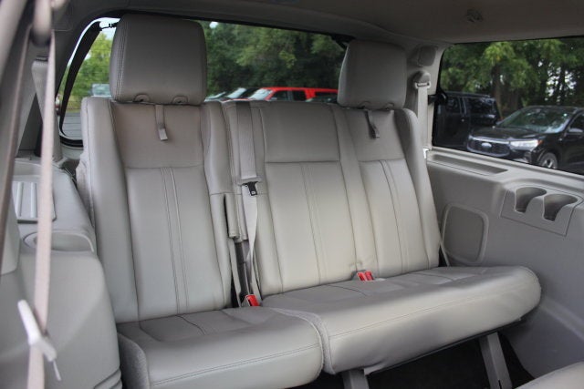 2016 Lincoln Navigator Select