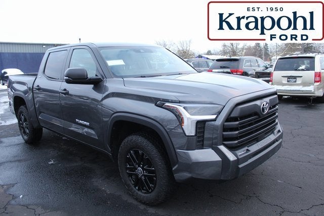 2024 Toyota Tundra 4WD SR5