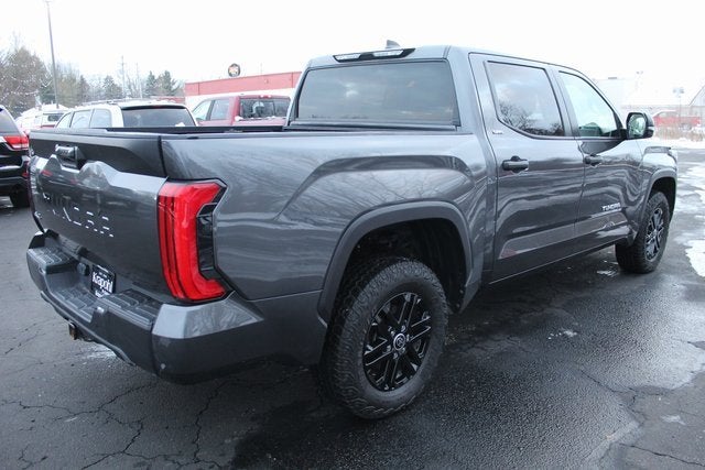 2024 Toyota Tundra 4WD SR5