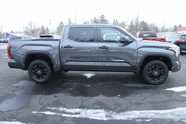 2024 Toyota Tundra 4WD SR5