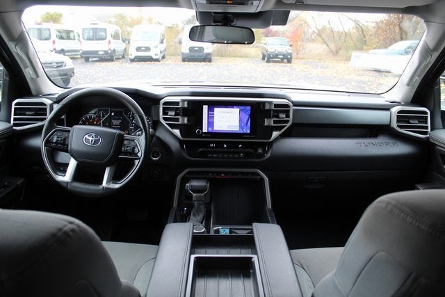 2024 Toyota Tundra 4WD SR5