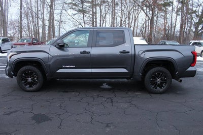 2024 Toyota Tundra 4WD SR5