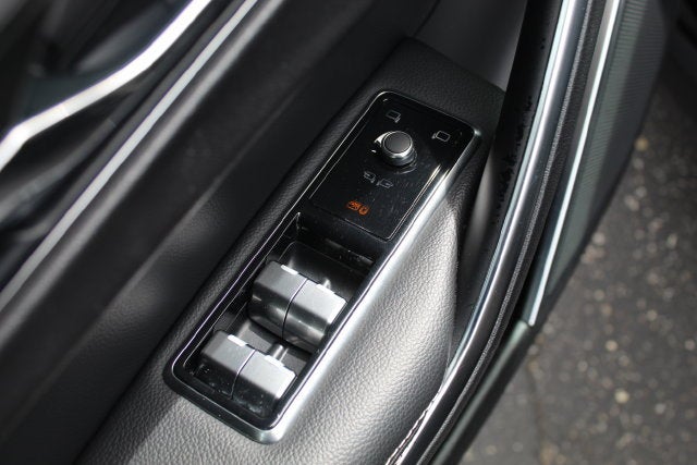 2025 Jaguar F-PACE R-Dynamic S
