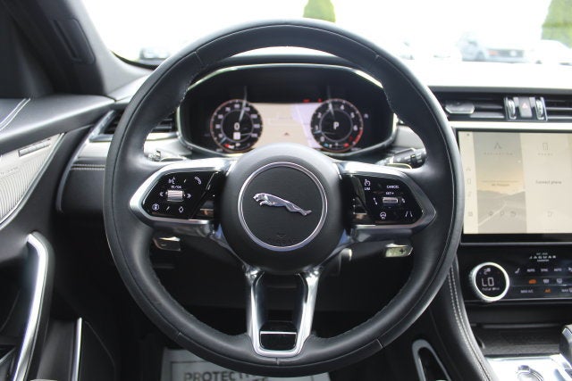 2025 Jaguar F-PACE R-Dynamic S