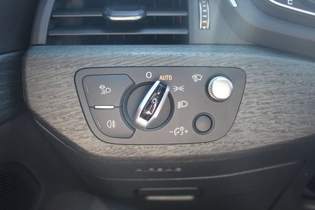 2017 Audi A4 Prestige